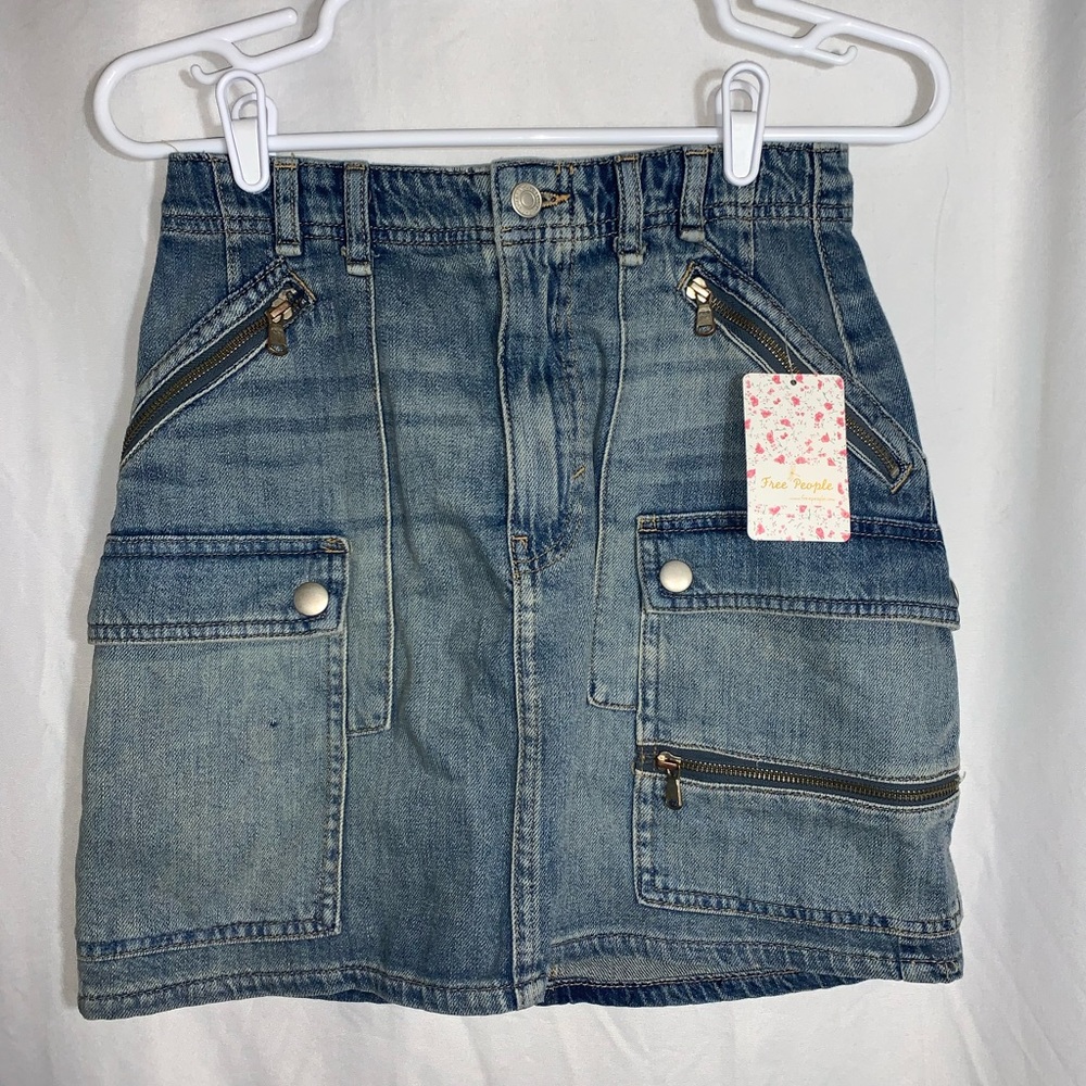 NWT Free People - We The Free Avenue Mini Denim Skirt Size 26 - Picture 4 of 15
